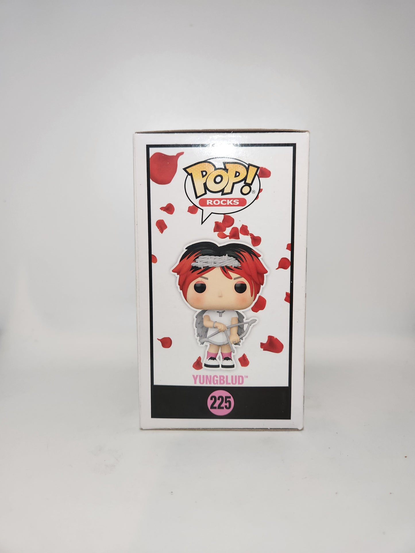 #225 Yungblud SIGNED BY YUNGBLUD Rocks Funko Pop