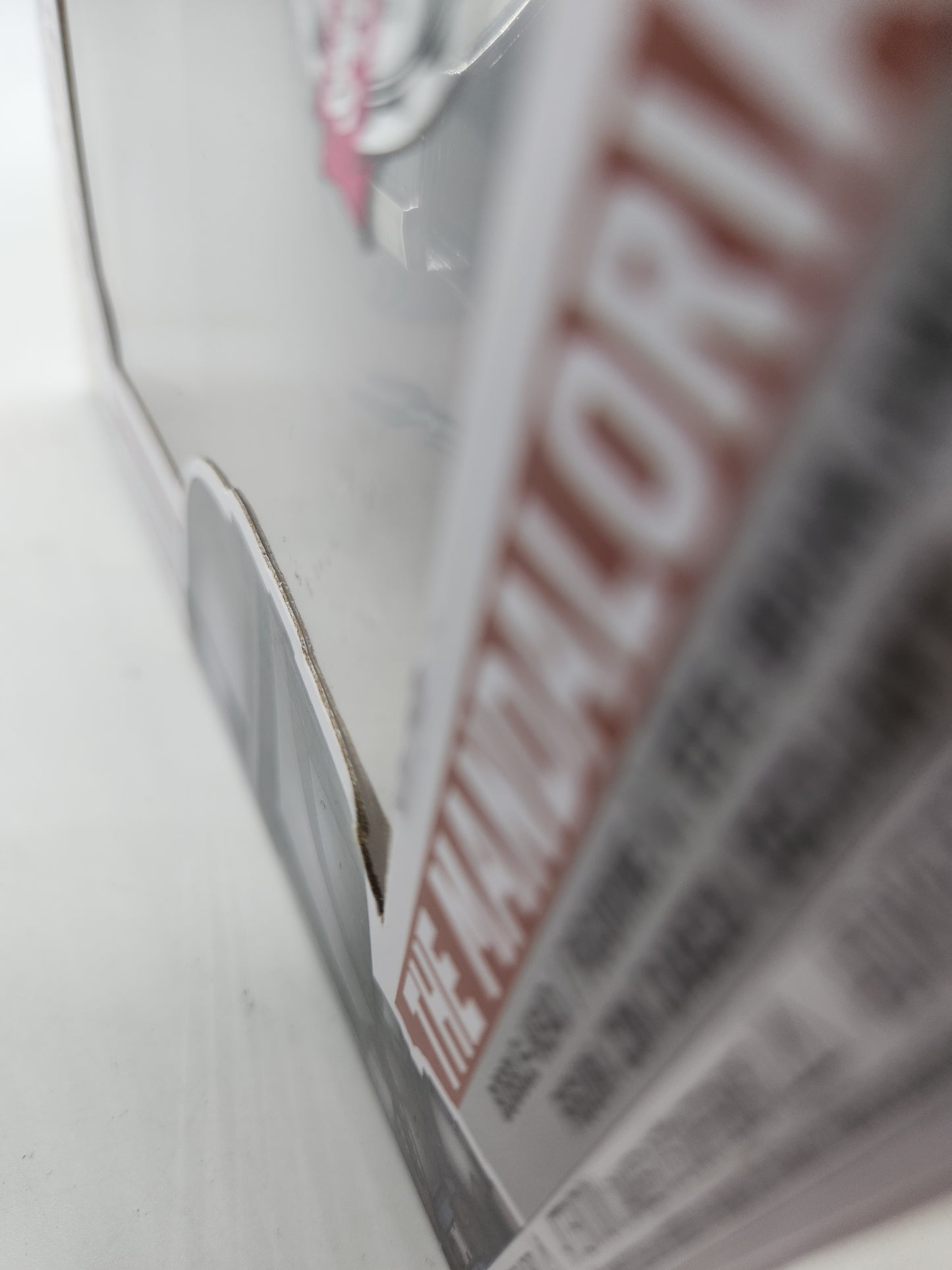 #345 The Mandalorian SPECIAL EDITION Star Wars Funko Pop