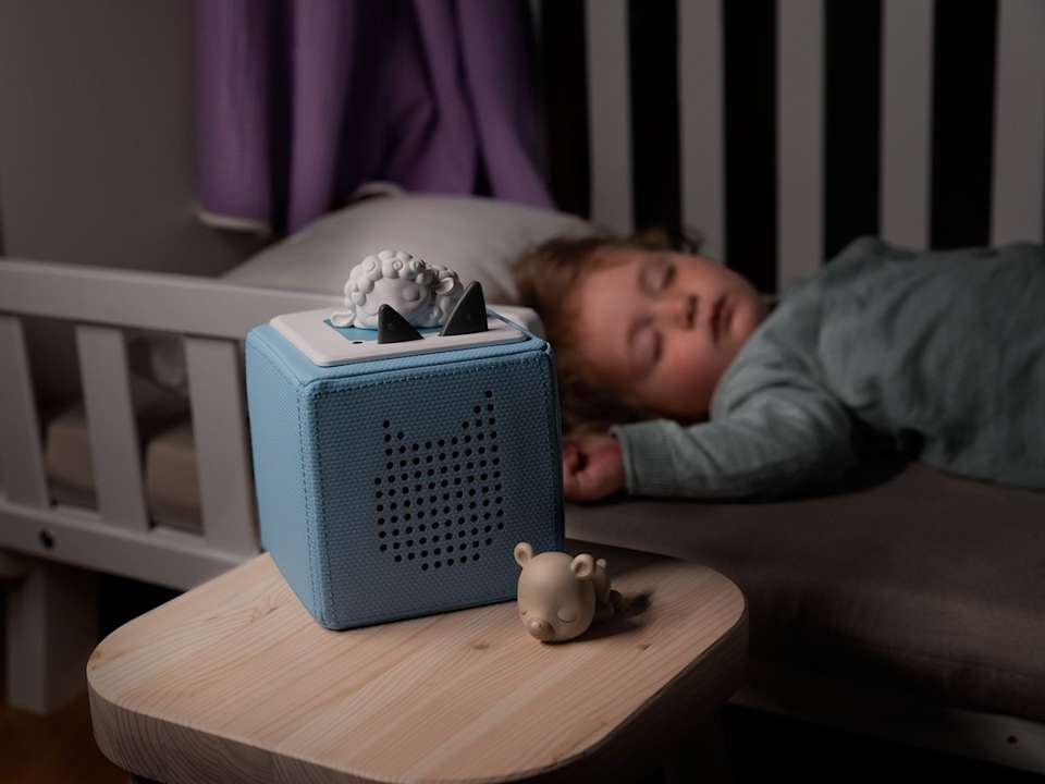 Sleepy Friends: Lullably Melodies with Sleepy Sheep Tonies